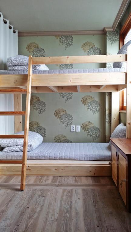 Jeju Airport Mira Guesthouse Стая снимка