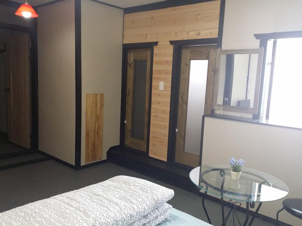 Jeju Airport Mira Guesthouse Екстериор снимка