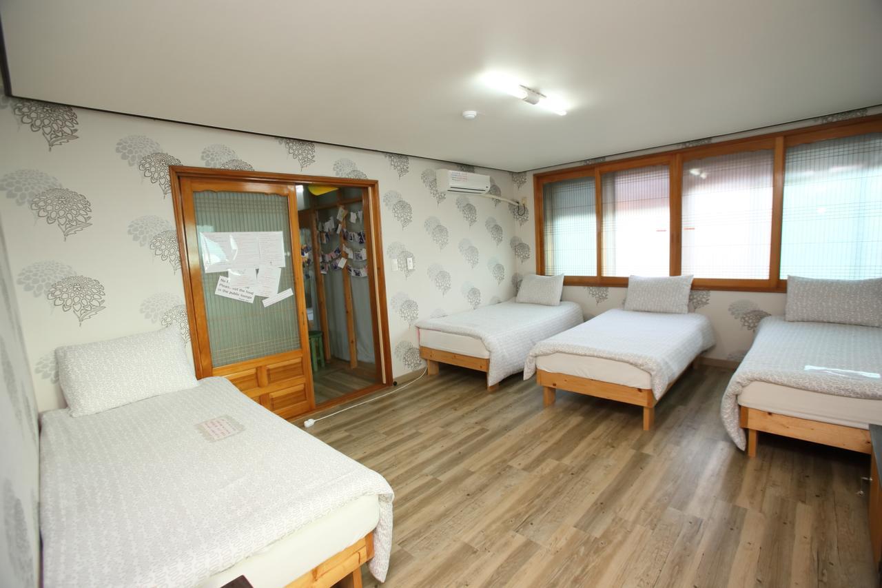 Jeju Airport Mira Guesthouse Екстериор снимка
