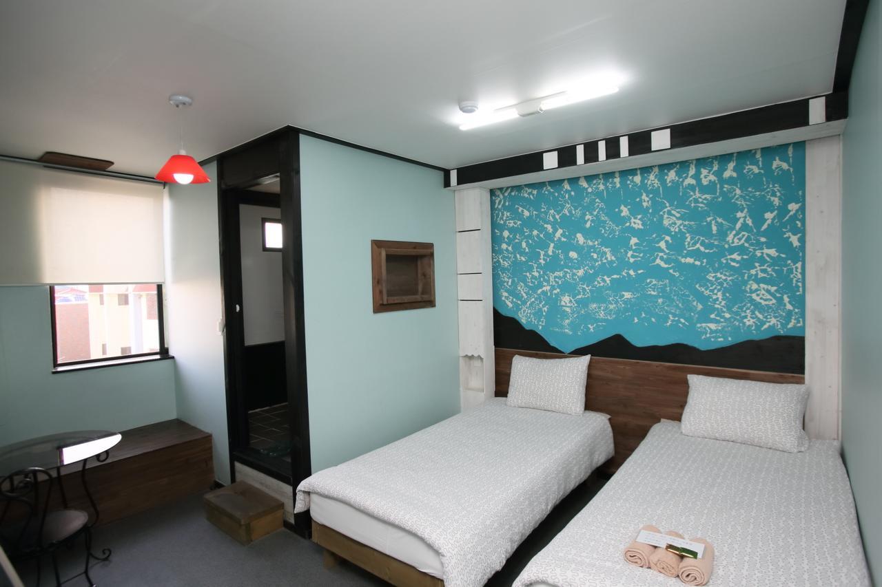 Jeju Airport Mira Guesthouse Екстериор снимка