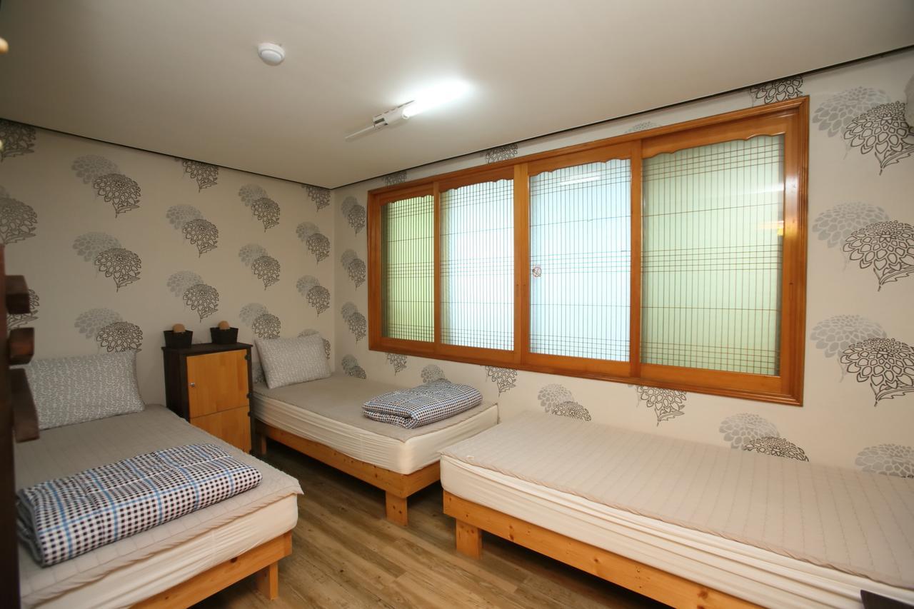 Jeju Airport Mira Guesthouse Екстериор снимка
